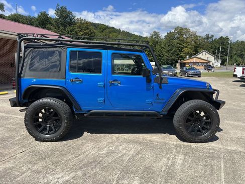 Used 2016 Jeep Wrangler Unlimited Sport w/ Quick Order Package 24S image 15