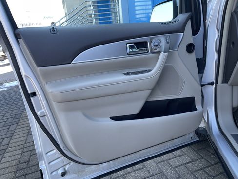 Used 2015 Lincoln MKX AWD w/ Equipment Group 102A image 14