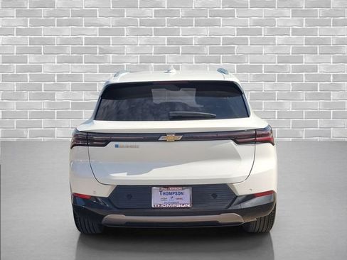 Certified 2024 Chevrolet Equinox EV LT FWD image 7