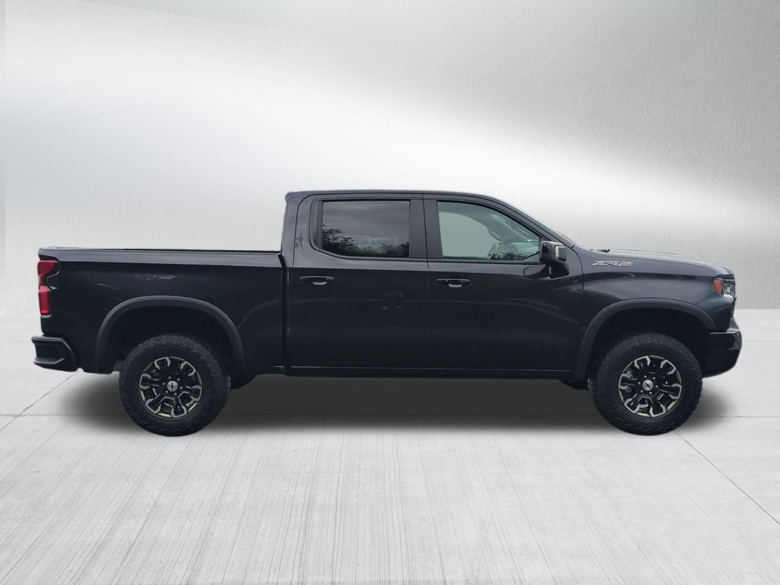 Used 2022 Chevrolet Silverado 1500 ZR2 w/ Technology Package AWD/4WD image 6