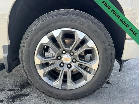 Used 2026 Chevrolet Silverado 1500 High Country w/ Technology Package image 9