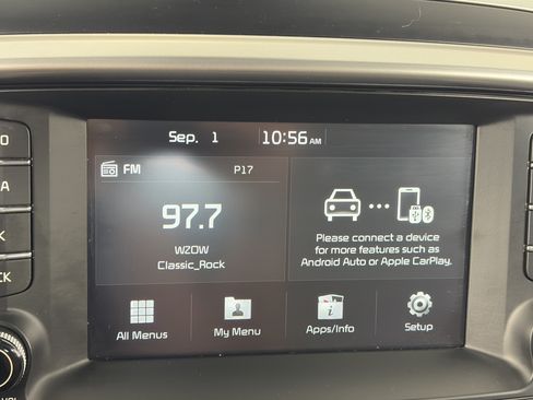 Used 2020 Kia Sorento EX AWD/4WD image 19
