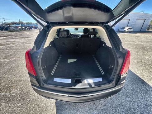 Used 2019 Cadillac XT5 Luxury w/ LPO, Black Ice Package image 25