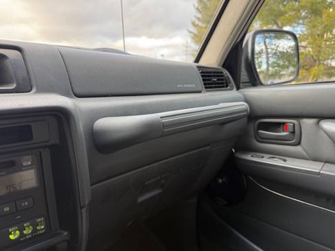 Used 1996 Toyota Land Cruiser image 51