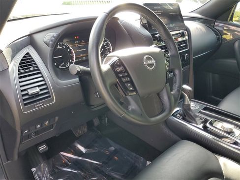 Certified 2023 Nissan Armada SL w/ Midnight Edition Package image 18