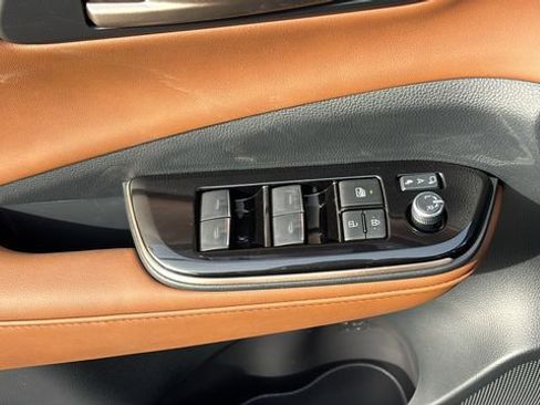 New 2026 Toyota Crown Signia image 14