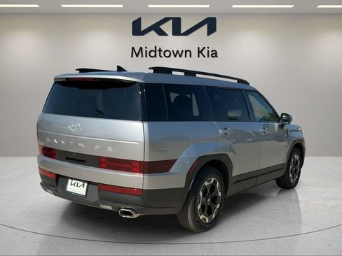 Used 2026 Hyundai Santa Fe SEL FWD image 3