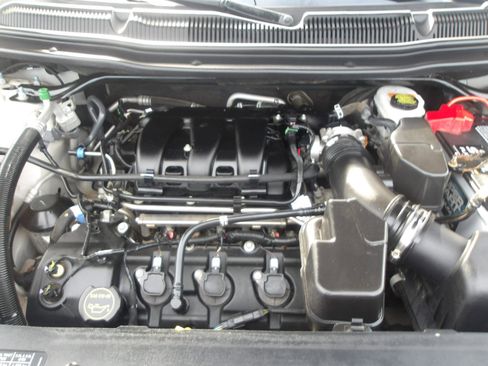 Used 2018 Ford Explorer Limited w/ Equipment Group 301A image 29