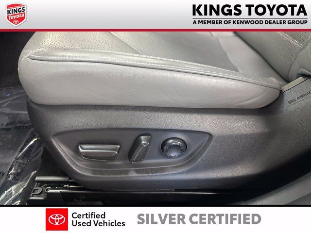 Used 2019 Toyota Avalon Limited w/ Advanced Safety Package FWD image 11