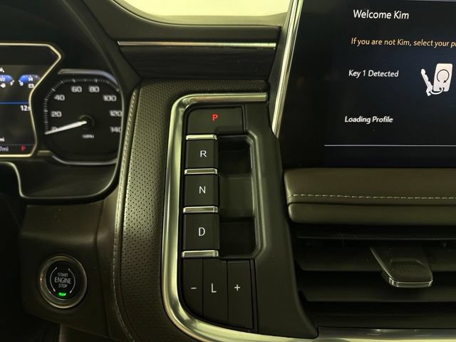 Used 2021 GMC Yukon XL SLT w/ Rear Media and Nav Package RWD image 23