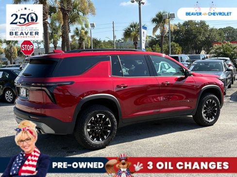 Used 2024 Chevrolet Traverse Z71 AWD/4WD image 7