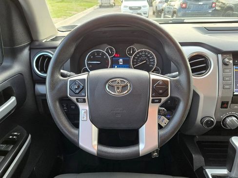 Used 2014 Toyota Tundra SR5 w/ SR5 Upgrade Package image 20