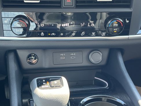 New 2026 Nissan Rogue SV image 30