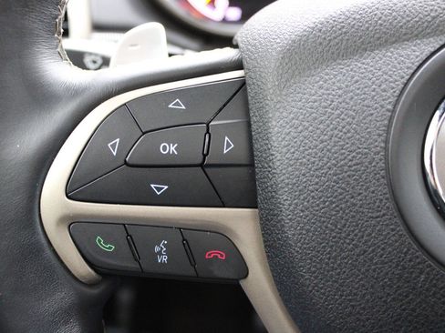 Used 2015 Jeep Grand Cherokee Overland image 21