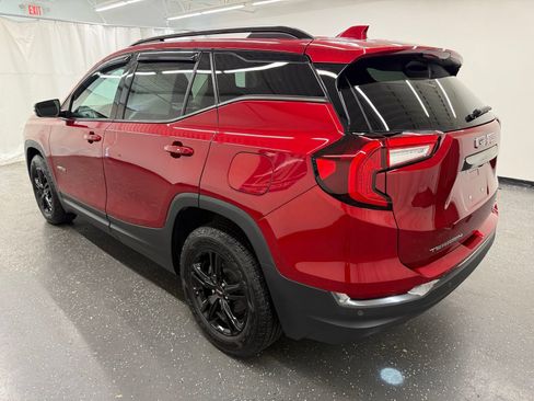 Used 2024 GMC Terrain AT4 AWD/4WD image 3