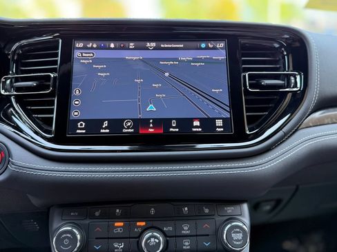 New 2026 Dodge Durango SRT Hellcat w/ Premium Group AWD/4WD image 7