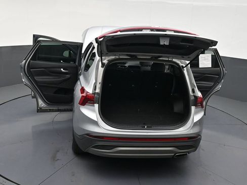 Used 2023 Hyundai Santa Fe SE image 33