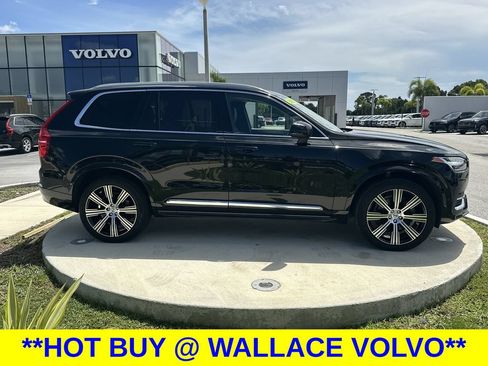 Used 2023 Volvo XC90 B6 Ultimate w/ Lounge Package AWD/4WD image 3