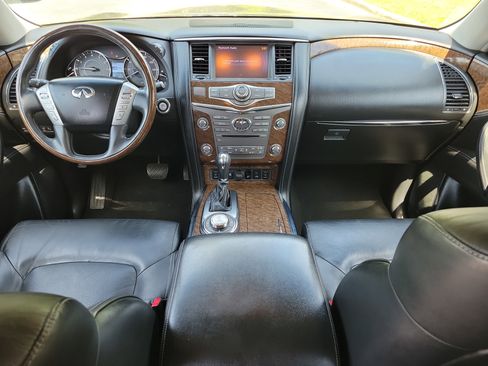 Used 2016 INFINITI QX80 Luxe w/ 22" Wheel Package image 14