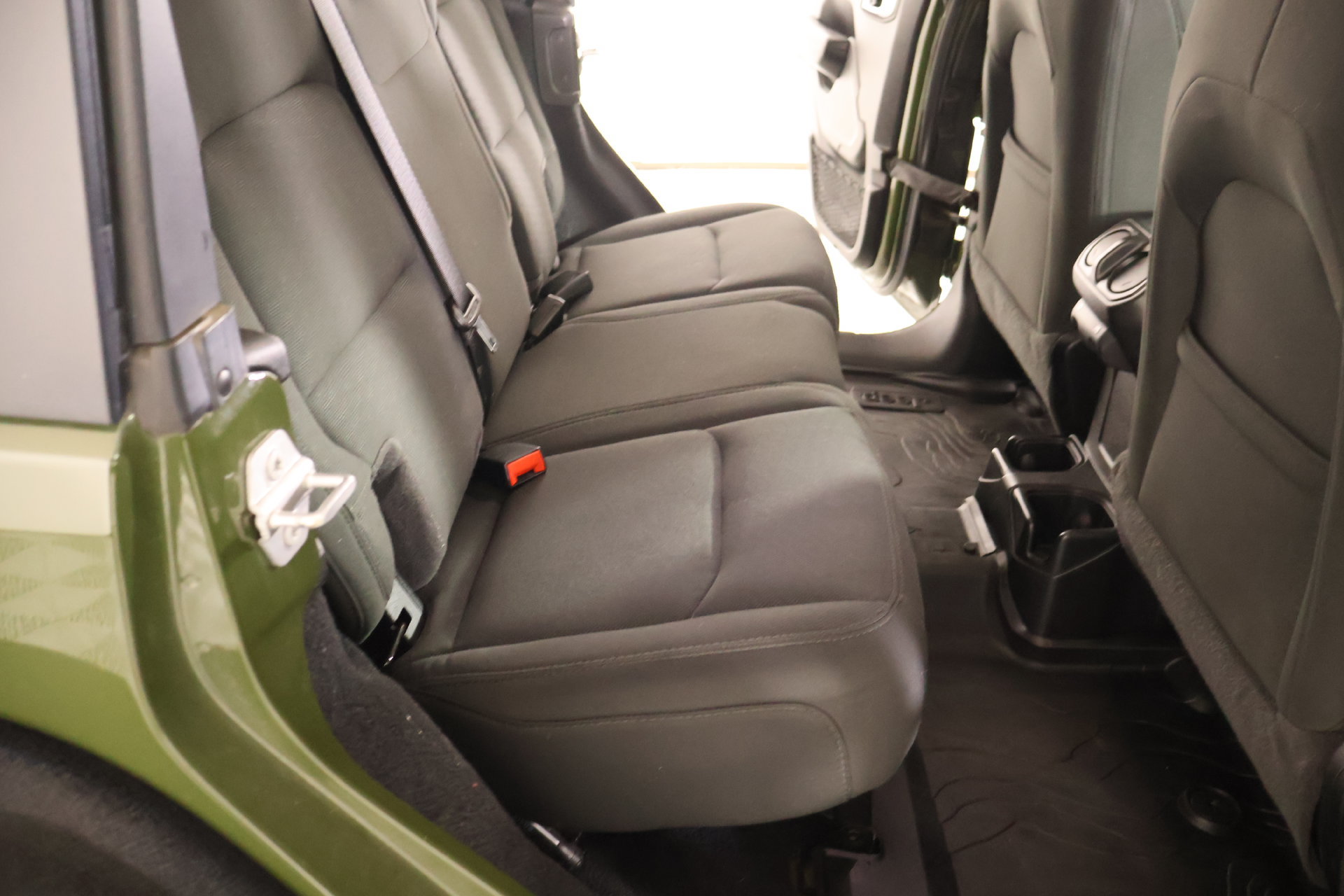 Used 2020 Jeep Wrangler Unlimited Sport AWD/4WD image 14