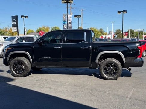 Used 2023 Toyota Tundra Limited AWD/4WD image 10