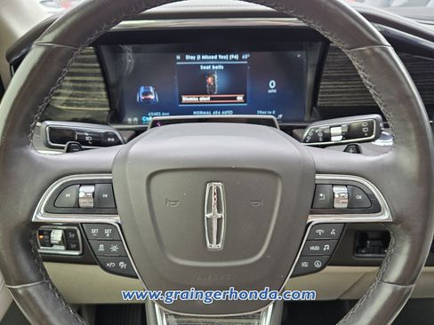 Used 2022 Lincoln Navigator Black Label image 18