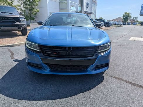 Used 2023 Dodge Charger SXT w/ Blacktop Package RWD image 9