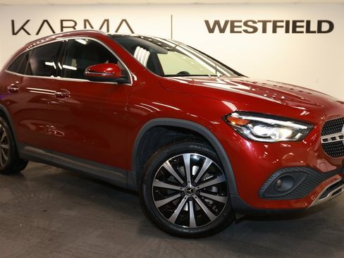 Used 2022 Mercedes-Benz GLA 250 4MATIC image 1