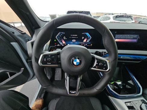 Used 2025 BMW X3 xDrive30i w/ Premium Package image 4