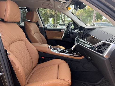 Used 2026 BMW X7 xDrive40i image 34