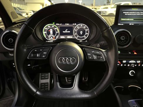 Used 2017 Audi A3 e-tron Premium Plus w/ Technology Package image 28