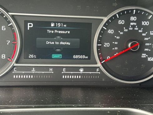 Used 2021 Kia Sorento S image 38