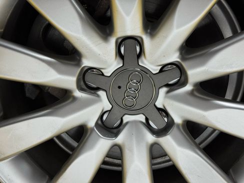 Used 2013 Audi A4 2.0T Premium image 10