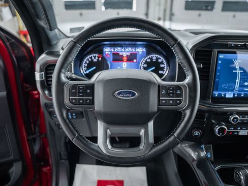 Certified 2021 Ford F150 XLT w/ Equipment Group 302A High image 33