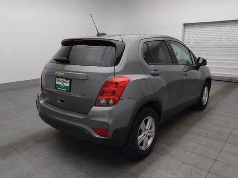 Used 2020 Chevrolet Trax LS w/ Tint and Cruise Package FWD image 9