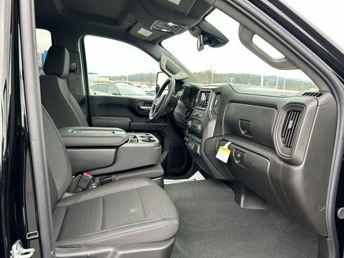 New 2026 Chevrolet Silverado 2500 Custom w/ Custom Value Package image 14