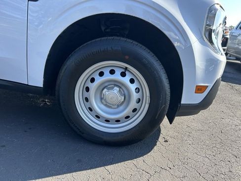 Used 2025 Ford Maverick XL w/ Equipment Group 102A image 7