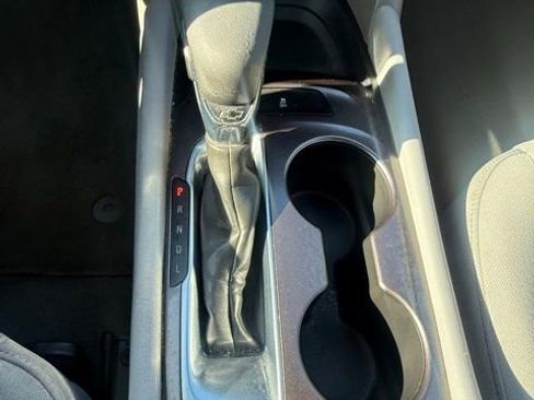 Used 2021 Chevrolet Malibu LS image 24