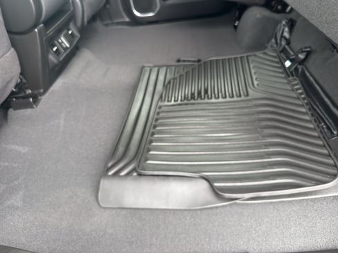 Certified 2023 Chevrolet Silverado 1500 LT AWD/4WD image 35