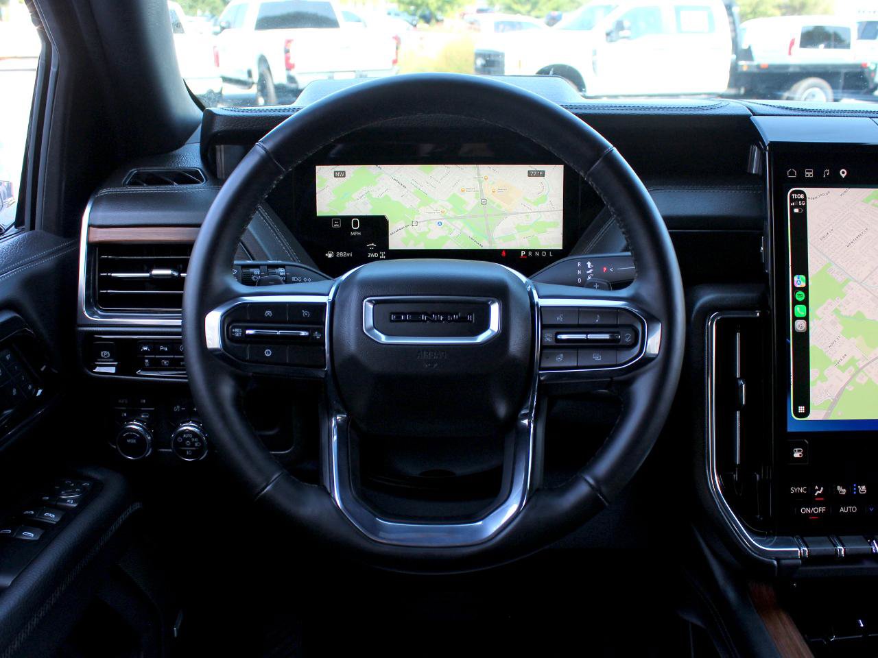 Used 2025 GMC Yukon Denali AWD/4WD image 22