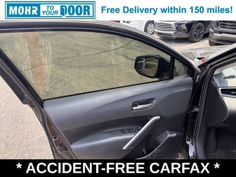 Used 2023 Toyota Corolla Cross XLE w/ Convenience Package AWD/4WD image 12