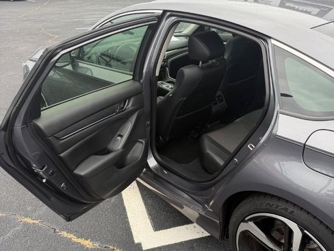 Used 2020 Honda Accord Sport image 21