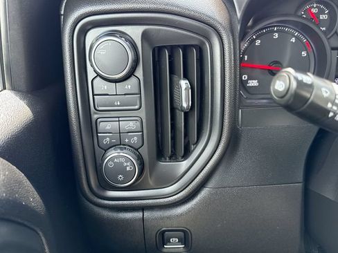Used 2024 Chevrolet Silverado 2500 Custom w/ Custom Value Package AWD/4WD image 17