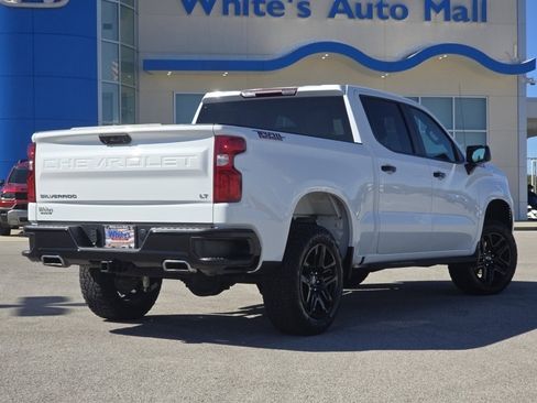 Used 2022 Chevrolet Silverado 1500 LT Trail Boss image 18