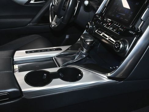 Used 2024 Lexus LX 600 F Sport image 80