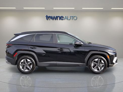 Used 2025 Hyundai Tucson SEL AWD/4WD image 6