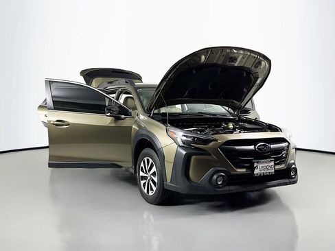 Used 2024 Subaru Outback Premium image 20
