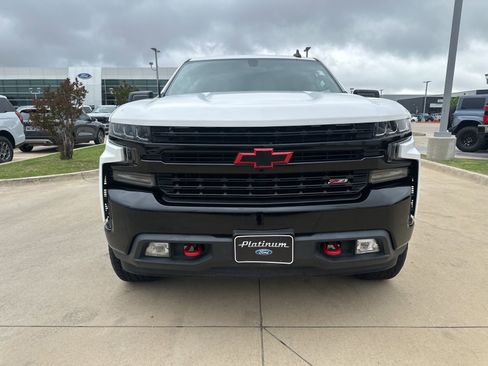 Used 2020 Chevrolet Silverado 1500 LT Trail Boss image 9