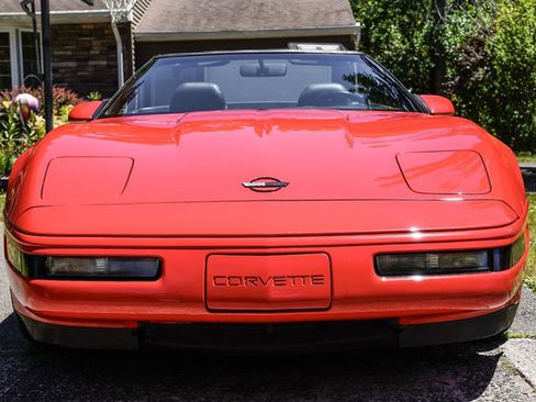 Used 1994 Chevrolet Corvette Convertible RWD image 13