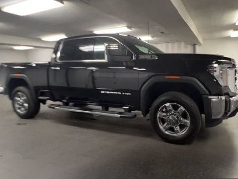 Certified 2025 GMC Sierra 2500 SLT w/ SLT Premium Package AWD/4WD image 2
